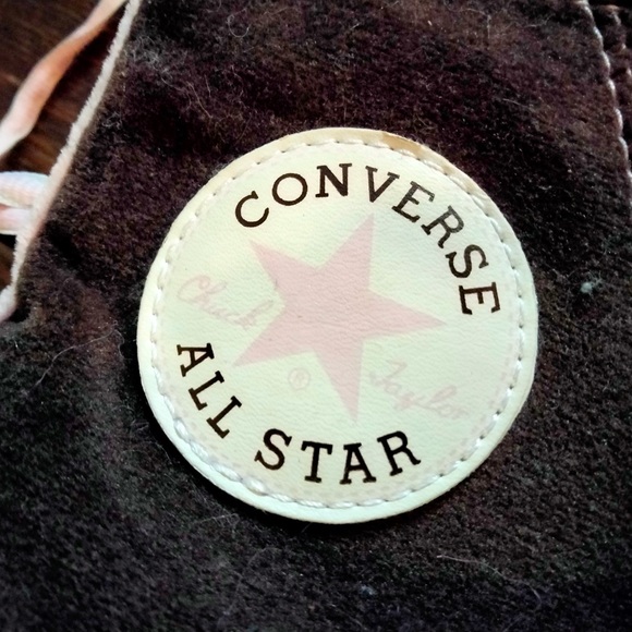 Converse All-Stars Velvety Brown Sz 6 Preowned - Picture 7 of 13